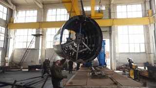 Металлоформы для формования труб микротоннелирования.
